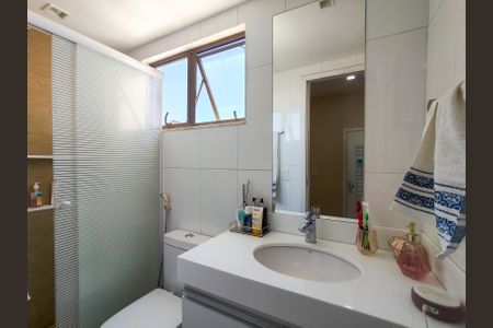 Apartamento para alugar com 168m², 4 quartos e 2 vagasBanheiro Corredor