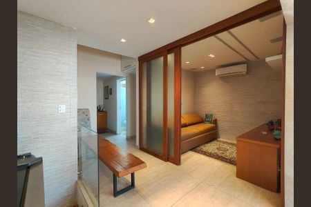 Apartamento para alugar com 168m², 4 quartos e 2 vagasSala