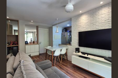 Apartamento para alugar com 87m², 2 quartos e 1 vagaSala 