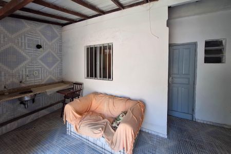 Casa à venda com 250m², 3 quartos e 2 vagas Casa à venda com 250m², 3 quartos e 2 vagasAnexo