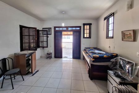 Casa à venda com 250m², 3 quartos e 2 vagas Casa à venda com 250m², 3 quartos e 2 vagasSuíte 1