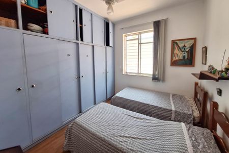 Casa à venda com 250m², 3 quartos e 2 vagas Casa à venda com 250m², 3 quartos e 2 vagasQuarto 2
