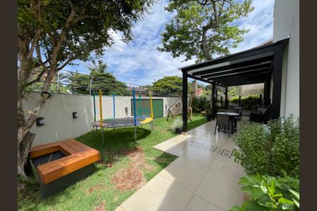 Casa de condomínio à venda com 136m², 2 quartos e 2 vagas Casa de condomínio à venda com 136m², 2 quartos e 2 vagasÁrea comum