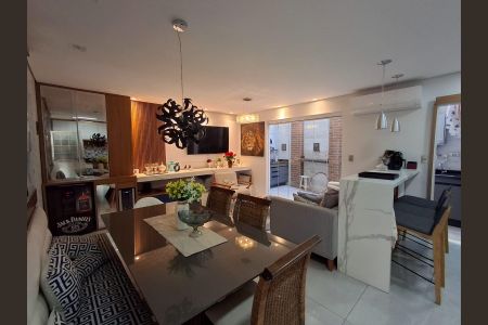 Casa de Condomínio à venda com 2 quartos, 136m² em Caxingui, São Paulo