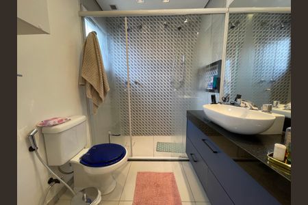 Casa de condomínio à venda com 136m², 2 quartos e 2 vagas Casa de condomínio à venda com 136m², 2 quartos e 2 vagasBanheiro do Quarto 2