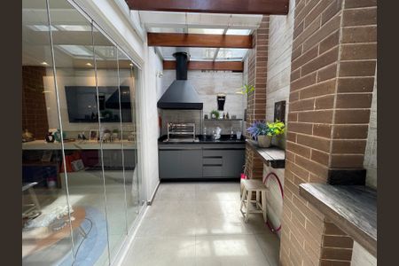 Casa de condomínio à venda com 136m², 2 quartos e 2 vagas Casa de condomínio à venda com 136m², 2 quartos e 2 vagasGarden