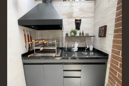 Casa de condomínio à venda com 136m², 2 quartos e 2 vagas Casa de condomínio à venda com 136m², 2 quartos e 2 vagasChurrasqueira