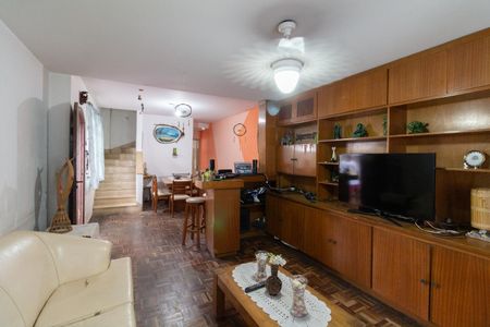 Casa à venda com 355m², 3 quartos e 2 vagasSala