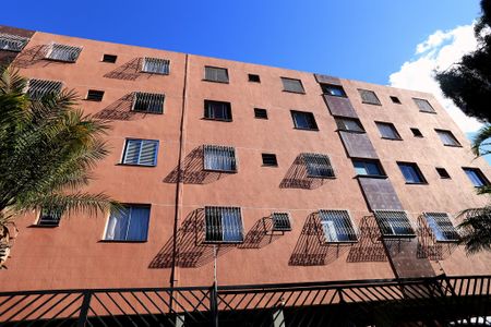 Apartamento para alugar com 40m², 2 quartos e 1 vagaFachada