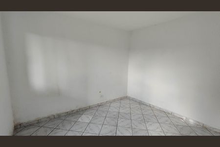 Quarto 2 de casa para alugar com 2 quartos, 70m² em Vila Santa Margarida, Ferraz de Vasconcelos