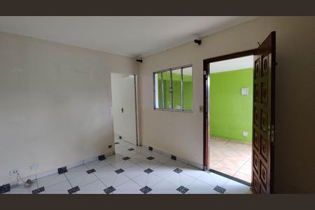 Sala de casa para alugar com 2 quartos, 70m² em Vila Santa Margarida, Ferraz de Vasconcelos