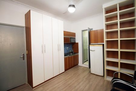 Apartamento à venda com 42m², 2 quartos e sem vagaSala/Quarto