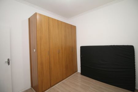 Sala/Quarto de apartamento para alugar com 2 quartos, 42m² em Vicente de Carvalho, Rio de Janeiro
