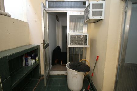 Apartamento à venda com 42m², 2 quartos e sem vagaÁrea de Serviço 2