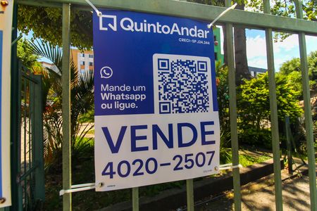 Apartamento à venda com 45m², 2 quartos e 1 vaga Apartamento à venda com 45m², 2 quartos e 1 vagaPlaca