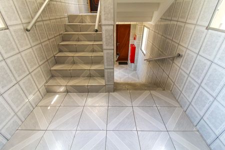 Apartamento à venda com 45m², 2 quartos e 1 vaga Apartamento à venda com 45m², 2 quartos e 1 vagaHall