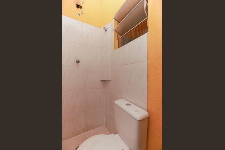 Banheiro de casa de condomínio para alugar com 1 quarto, 35m² em Jardim Sydney, São Paulo