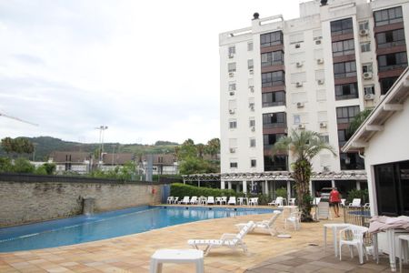 Apartamento para alugar com 72m², 2 quartos e 1 vagaÁrea comum - Piscina