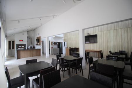 Apartamento para alugar com 72m², 2 quartos e 1 vagaÁrea comum - Salão de festas