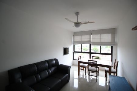 Apartamento para alugar com 72m², 2 quartos e 1 vagaSala