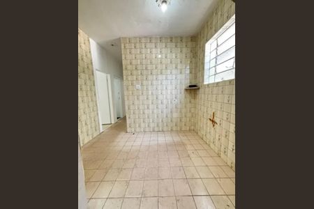Casa para alugar com 360m², 4 quartos e sem vaga
