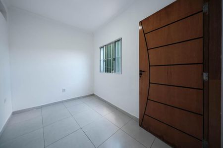 Quarto 2 de casa para alugar com 2 quartos, 42m² em Cangaiba, São Paulo