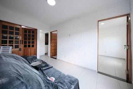 Sala de casa para alugar com 2 quartos, 42m² em Cangaiba, São Paulo