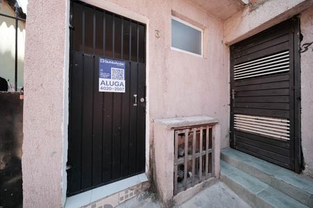 Casa para alugar com 42m², 2 quartos e sem vagaFachada