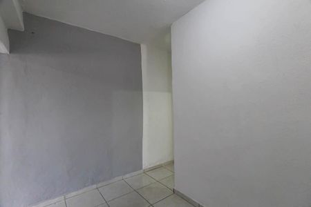 Casa para alugar com 45m², 1 quarto e sem vaga Casa para alugar com 45m², 1 quarto e sem vagaSala