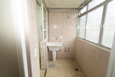 Apartamento à venda com 80m², 2 quartos e 1 vaga Apartamento à venda com 80m², 2 quartos e 1 vagaÁrea de Serviço