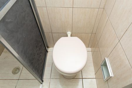 Banheiro de apartamento para alugar com 2 quartos, 47m² em Conjunto Residencial José Bonifácio, São Paulo