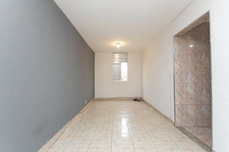 Sala  de apartamento para alugar com 2 quartos, 47m² em Conjunto Residencial José Bonifácio, São Paulo
