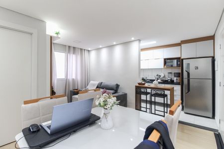 Sala de apartamento para alugar com 2 quartos, 45m² em São Miguel, São Paulo