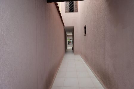 Casa à venda com 80m², 3 quartos e 1 vagaCorredor externo