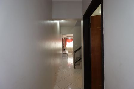 Casa à venda com 80m², 3 quartos e 1 vagaCorredor do primeiro piso