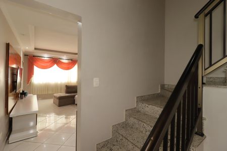 Casa à venda com 80m², 3 quartos e 1 vagaCorredor do primeiro piso