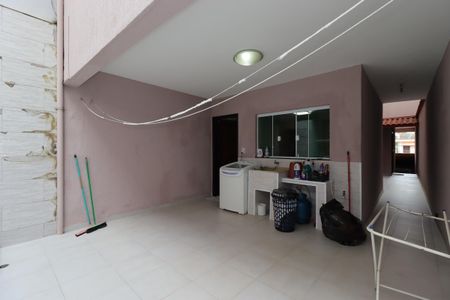 Casa à venda com 80m², 3 quartos e 1 vagaÁrea de Serviço