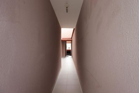 Casa à venda com 80m², 3 quartos e 1 vagaCorredor externo