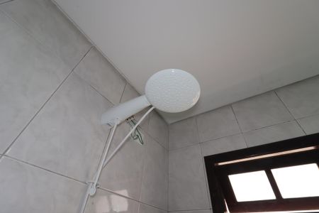 Casa à venda com 80m², 3 quartos e 1 vagaBanheiro Social - Chuveiro