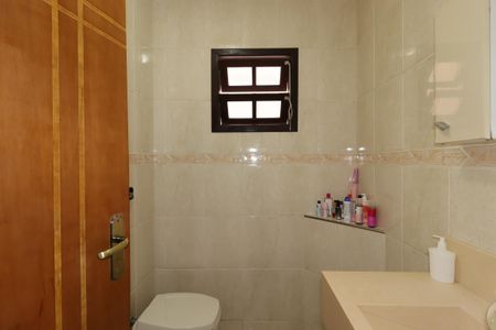 Casa à venda com 80m², 3 quartos e 1 vagaLavabo