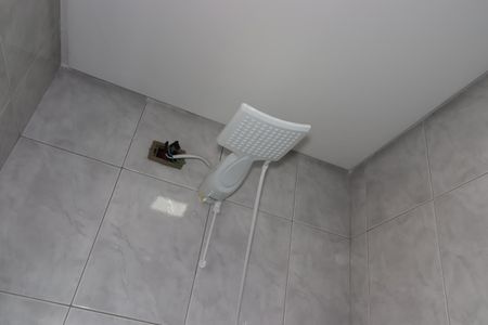 Casa à venda com 80m², 3 quartos e 1 vagaBanheiro da Suíte - Chuveiro