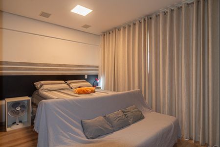 Studio para alugar com 40m², 1 quarto e 1 vaga Studio para alugar com 40m², 1 quarto e 1 vagaQuarto