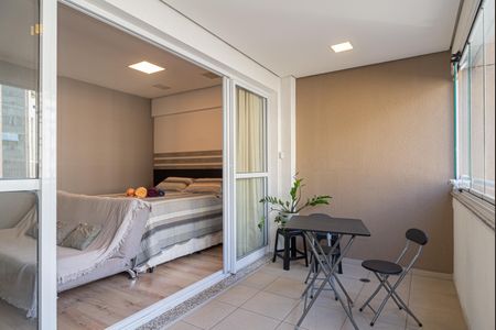 Studio para alugar com 40m², 1 quarto e 1 vaga Studio para alugar com 40m², 1 quarto e 1 vagaVaranda do Quarto