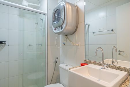 Studio para alugar com 40m², 1 quarto e 1 vaga Studio para alugar com 40m², 1 quarto e 1 vagaBanheiro