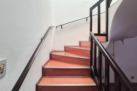Casa à venda com 200m², 3 quartos e 3 vagasSala
