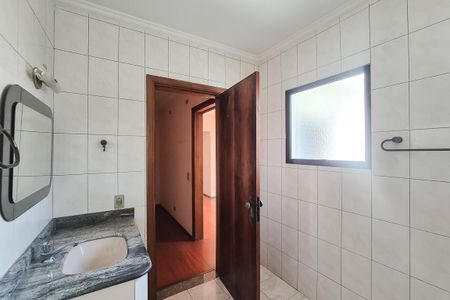 Casa à venda com 200m², 3 quartos e 3 vagasBanheiro da Suíte