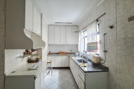 Casa à venda com 200m², 3 quartos e 3 vagasCozinha