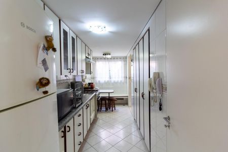 Apartamento para alugar com 159m², 4 quartos e 2 vagasCozinha