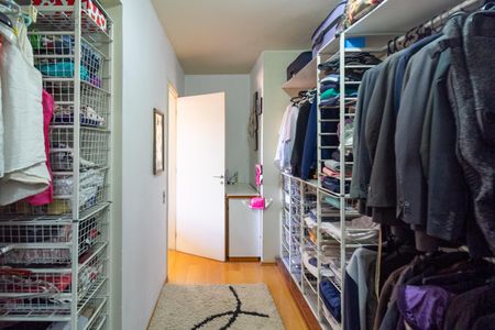 Apartamento para alugar com 159m², 4 quartos e 2 vagasCloset Quarto 2 - Suíte 2