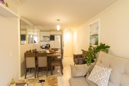 Sala de apartamento para alugar com 2 quartos, 52m² em Pinheirinho, Curitiba